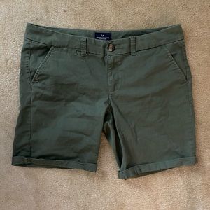 American Eagle Bermuda Shorts